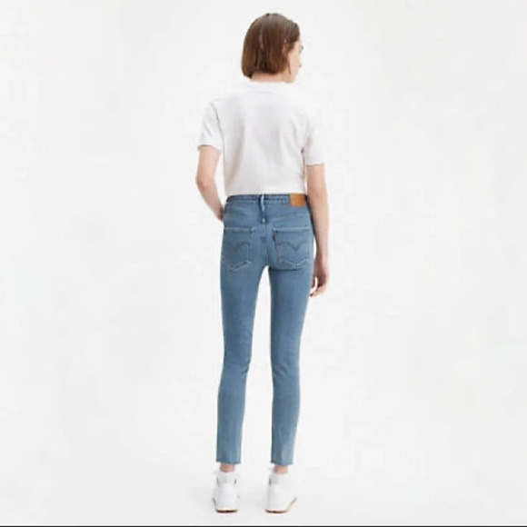 LEVI'S® PREMIUM 721 HIGH RISE RIPPED SKINNY WOMEN'S JEANS Drop It Like It's Hot - Picture 3 of 14